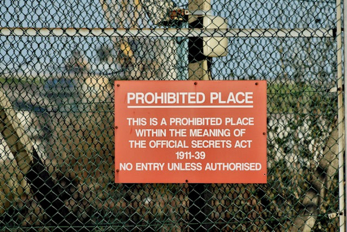 Image of trespass notice copyright Albert Bridge released under this Creative Commons BY-SA 2.0